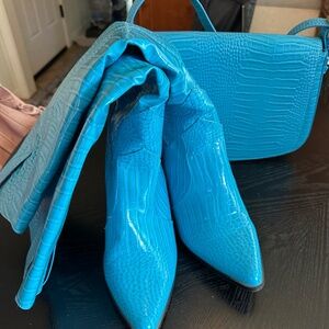 Nasty Gal Cowboy Boots Size 7  Faux Croc Blue with Black Heel